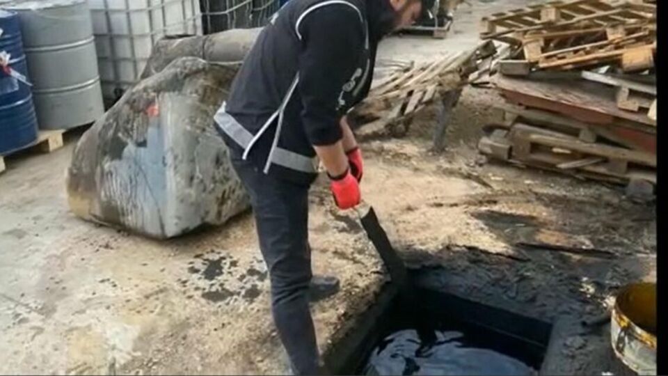 İzmir'de kaçakçılık operasyonu