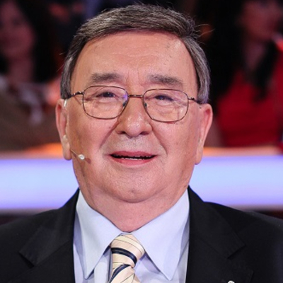 Bülend Özveren hayatını kaybetti