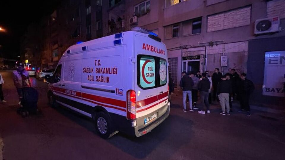 Bıçaklı kavgada yaralanan genç hastanede öldü