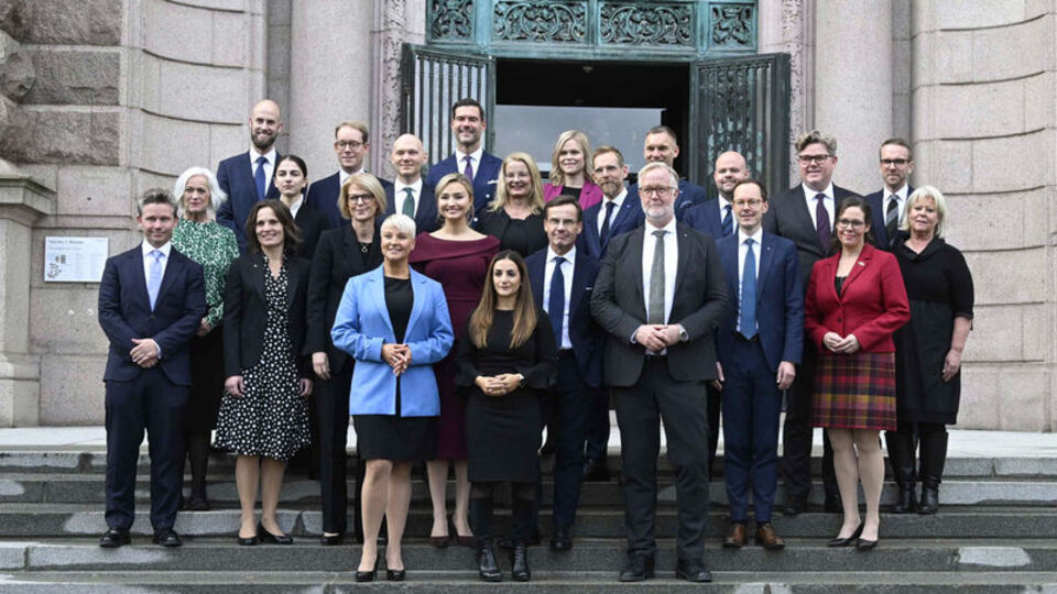 26 yaşında İsveç'in en genç bakanı oldu