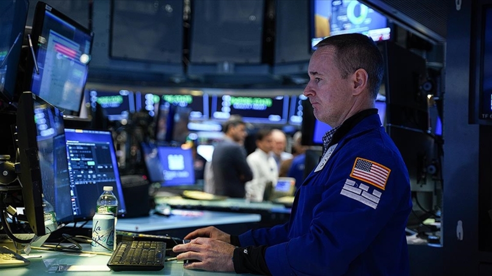 New York borsası düşüşle açıldı