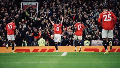 United, Tottenham'ı 2 golle geçti