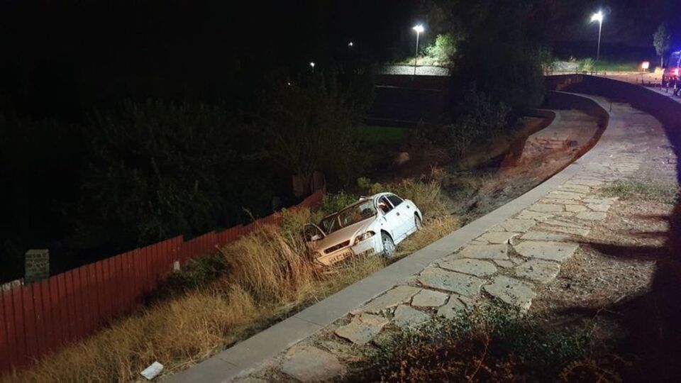 Diyarbakır'da otomobil devrildi: 5 yaralı