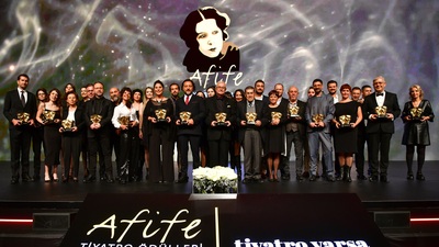 Afife Tiyatro Ödülleri sahiplerini buldu