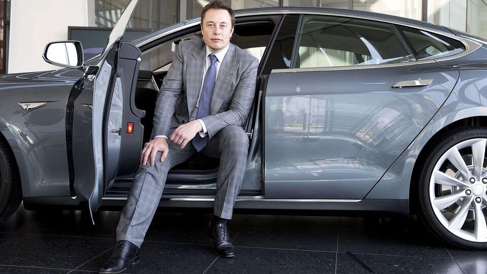 Elon Musk'tan Tesla için iddialı hedef