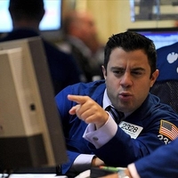 New York borsası karışık seyirle açıldı