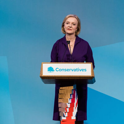 45 günde istifa etti: İngiltere'yi neler bekliyor?