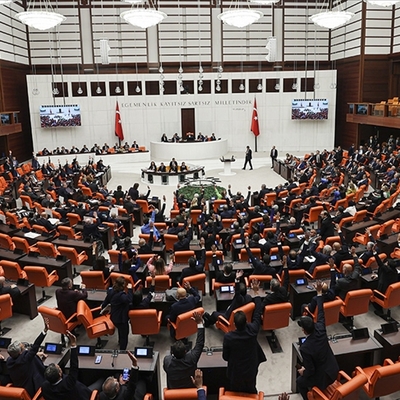 AKP cemevlerine ilişkin teklifini TBMM'ye sundu