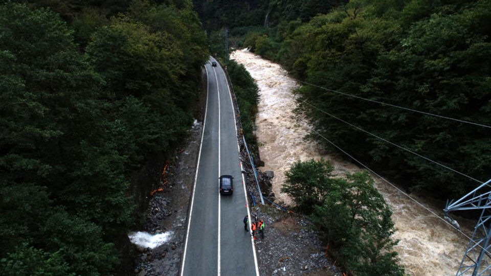 Meteoroloji'den sel uyarısı! Bu bölgeler dikkat