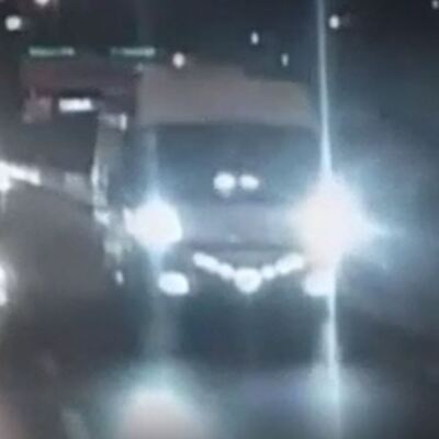 Bunu da gördük! Okul servisinden çakar çıktı