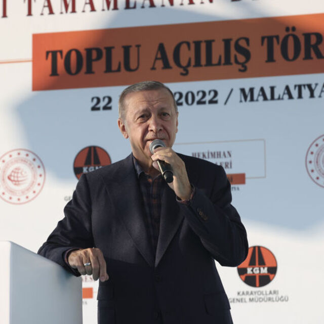 Cumhurbaşkanı Erdoğan'dan başörtüsü mesajı: Referanduma götürelim