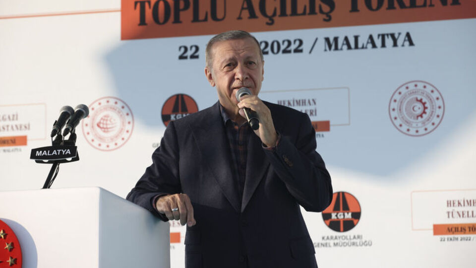 Cumhurbaşkanı Erdoğan'dan başörtüsü mesajı: Referanduma götürelim