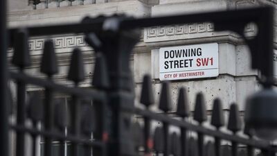 İngiltere'de yeni başbakan adayları belli oluyor