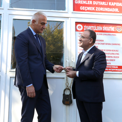 Diyarbakır Cezaevi'nin kapısına kilit vuruldu