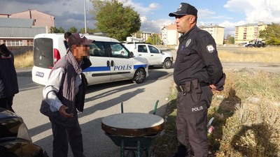 Rögar kapağıyla yakalandı! Sözleriyle polisi hayrete düşürdü
