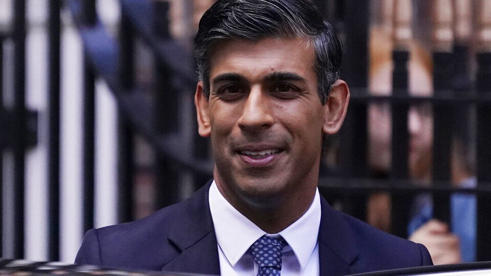 İngiltere'nin yeni başbakanı Sunak'ın tarihe geçen gafları