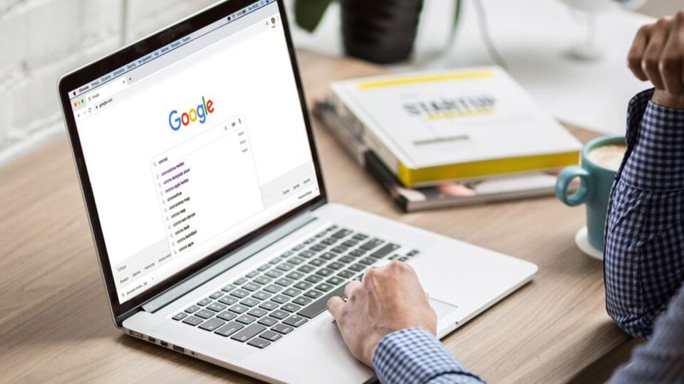 AYM'den dezenformasyon yasası kararı!