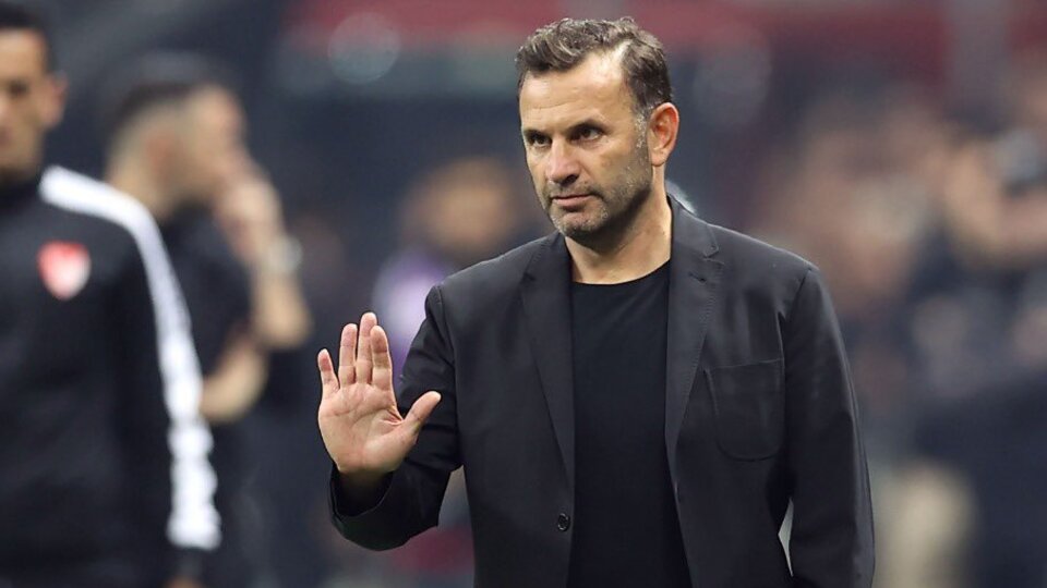 "Siz futbolunuza bakın"