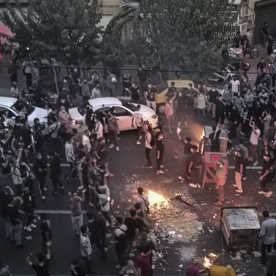 İran'daki protestolar 40. gününde devam etti