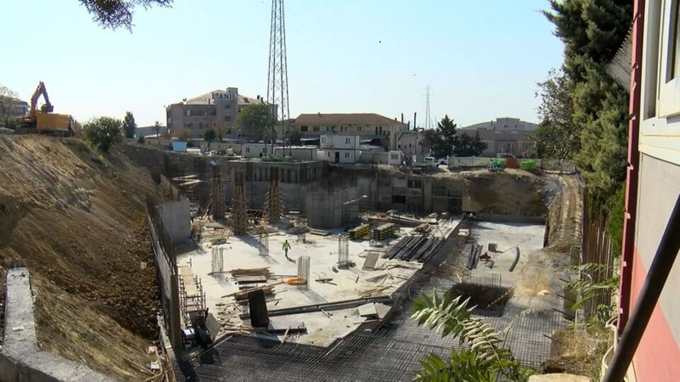 Avcılar'da korkutan çatlaklar!