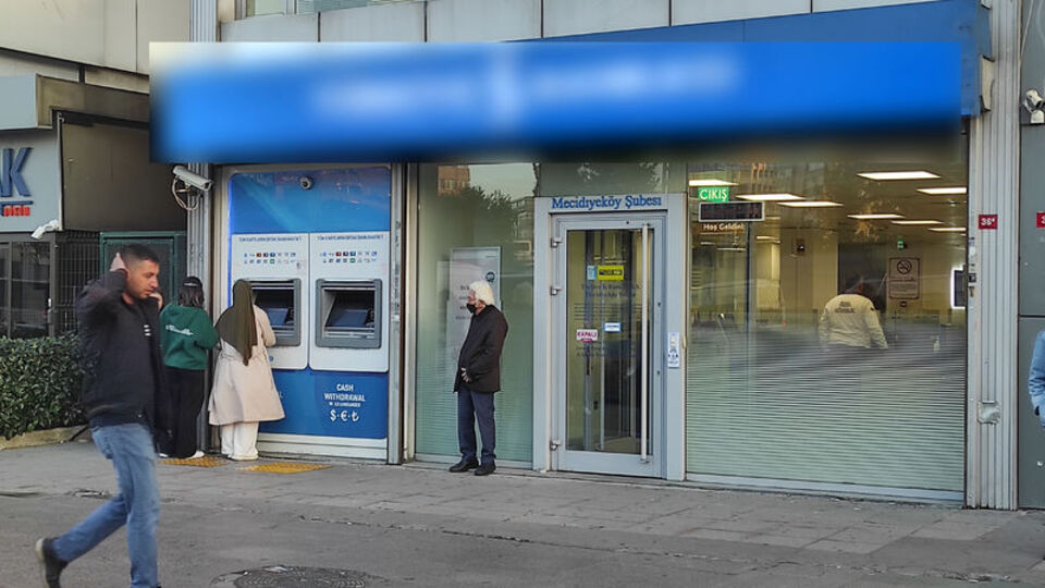 Bankonun arkasına geçip 2.5 milyon TL'yi çaldı!