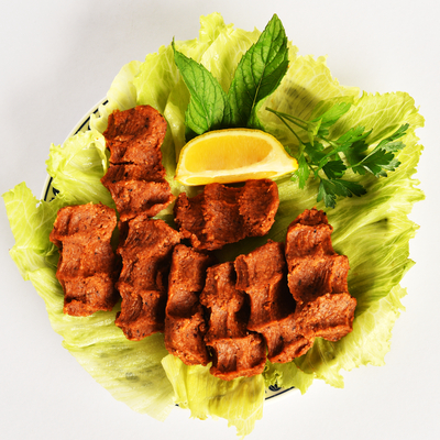 O hastalar için yaptılar oldu! Hem de çiğ köfteden