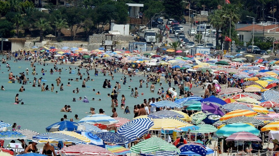 TÜİK hesaplamayı değiştirdi turizm geliri 19.3 milyar dolar arttı