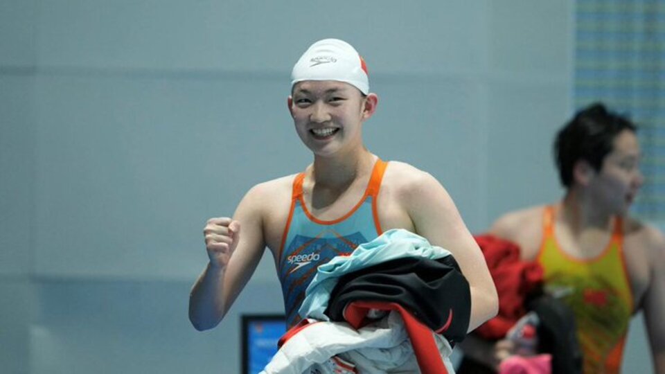 Li Bingcie, 400 metre rekorunu kırdı