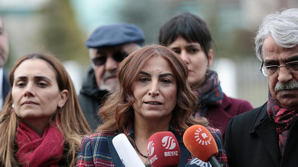 Aysel Tuğluk tahliye edildi