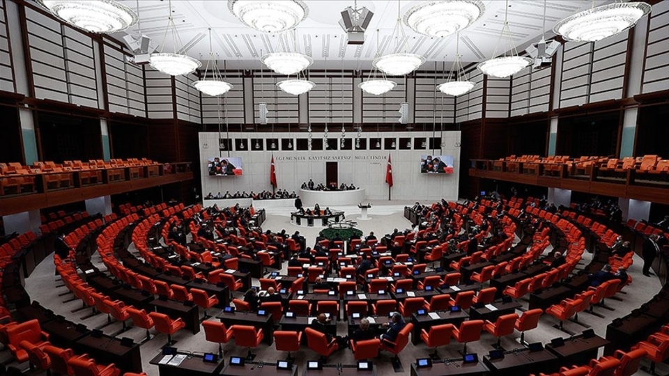 Sayıştay ve Kamu Denetçiliği bütçeleri komisyondan geçti