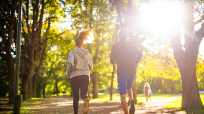 30 dakika koşu kaç kalori yaktırır?