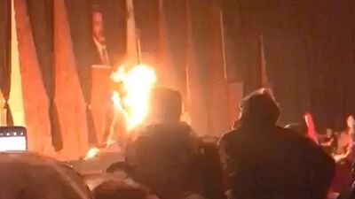 Gösteri dehşete dönüştü! Animatör kendini yaktı