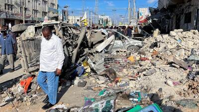 Somali'de bombalı saldırılar: En az 100 kişi öldü, 300 kişi yaralandı
