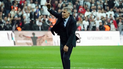 Tarih tekerrür etti!