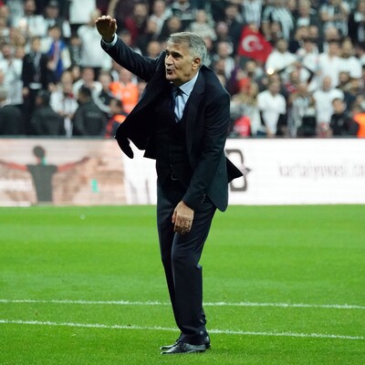 Tarih tekerrür etti!