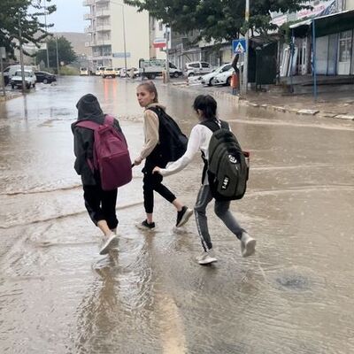 2 bölge için yağmur ve toz taşınımı uyarısı