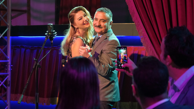 Cengiz ile Nurgül'den 'Seninle Başım Dertte'