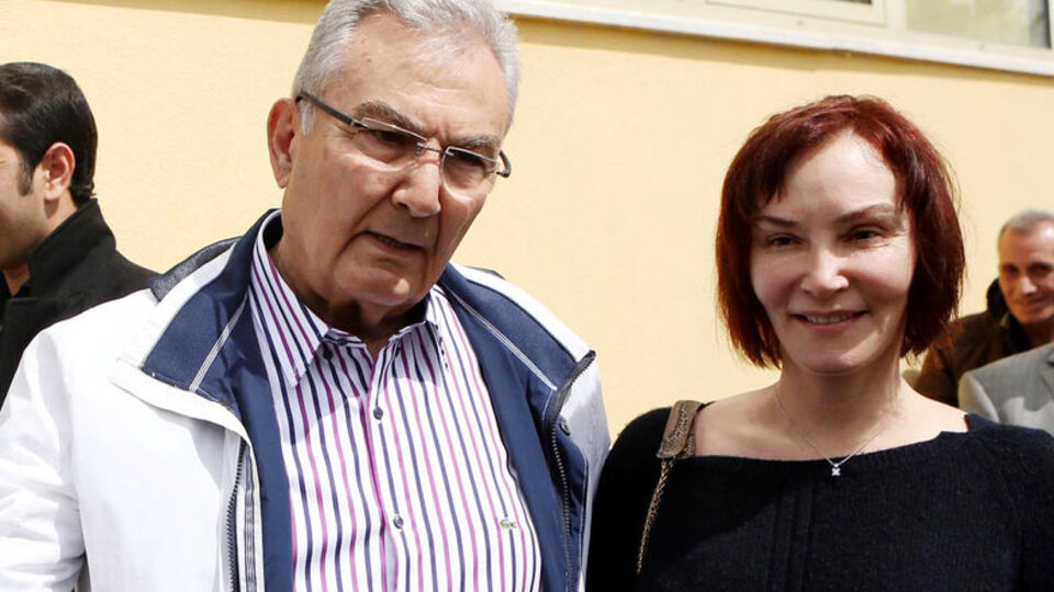 Aslı Baykal CHP'den istifa etti