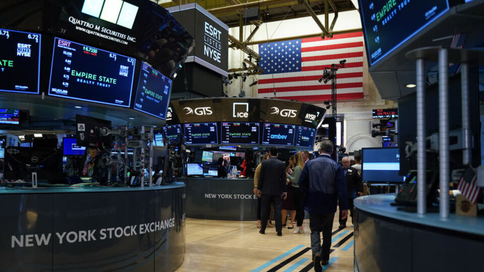 New York borsası düşüşle açıldı