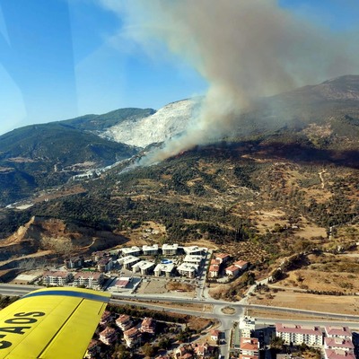 Makilik alandaki alevler kontrol altında!