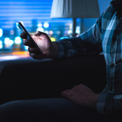 Cep telefonunuz yüzünüze bunu yapabilir!