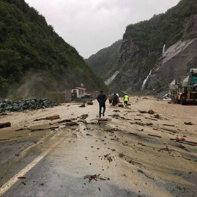 Karadeniz için yağmur uyarısı! Rize ve Artvin'de sel tehlikesi