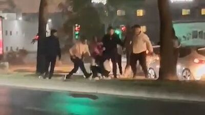 İstanbul'da yol kavgası! Cadde ringe döndü!