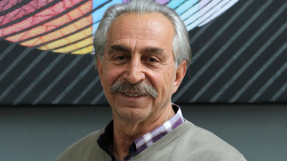 Usta oyuncu hayatını kaybetti! Eşi yıkıldı...