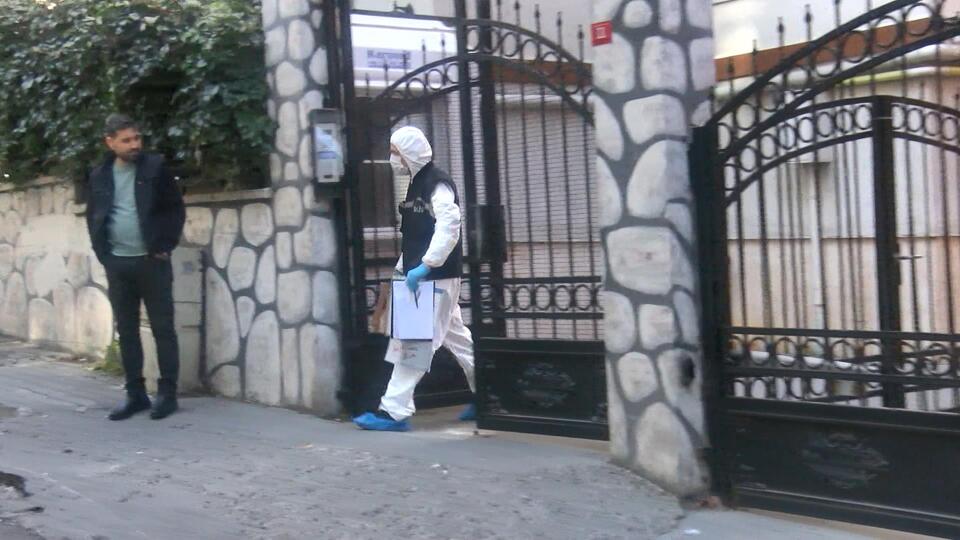 Vahşi cinayet! Karısını uykusunda öldürdü