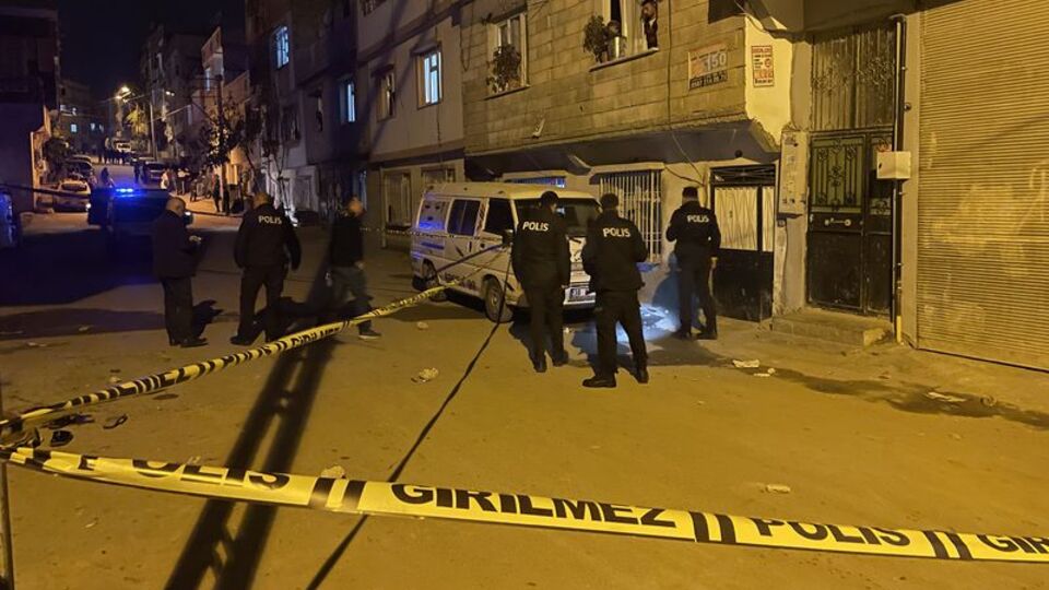 Komşu aileler arasında silahlı kavga: 1 ölü, 3 yaralı