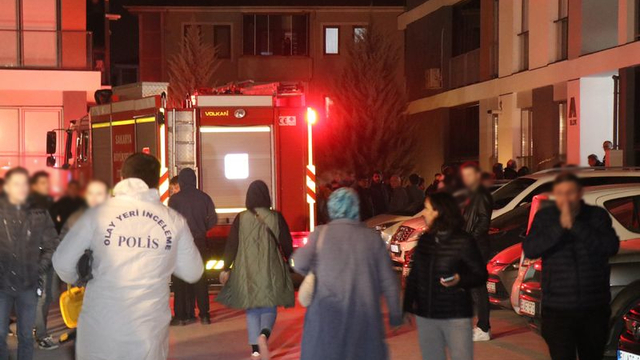 Sakarya'da 'bir kişi, eski eşinin evinde kendini yaktı' iddiası