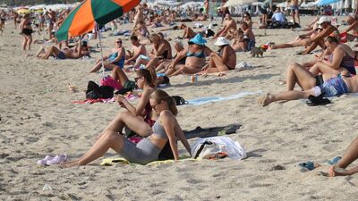 Antalya'da turizm sezonu kasım ayına uzatıldı!