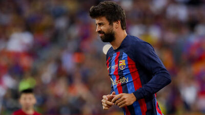 Pique futbolu bırakıyor!