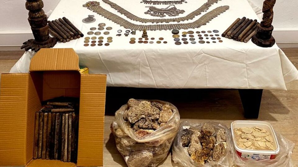 10 kilo balina kusmuğu ele geçirildi! Değeri 2.5 milyon TL!